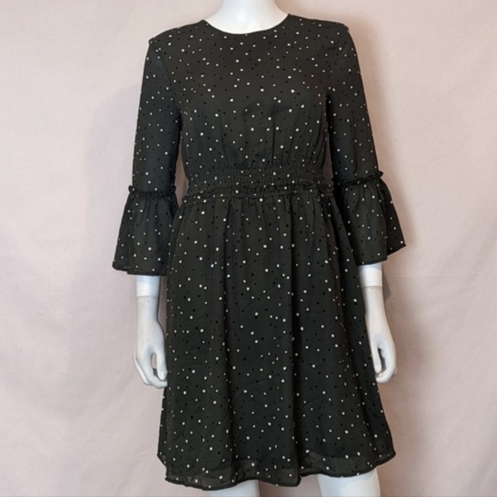 H&M Green Dotted Bell Sleeve Keyhole Back Mini Dress size 8